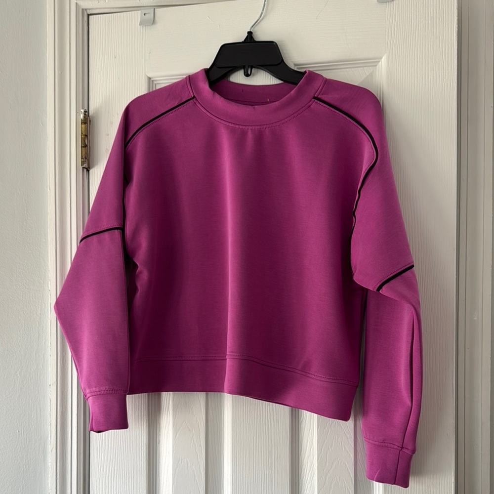 All In Motion Women’s Small  Magenta Crewneck Sweatshirt Polyester Rayon Spandex